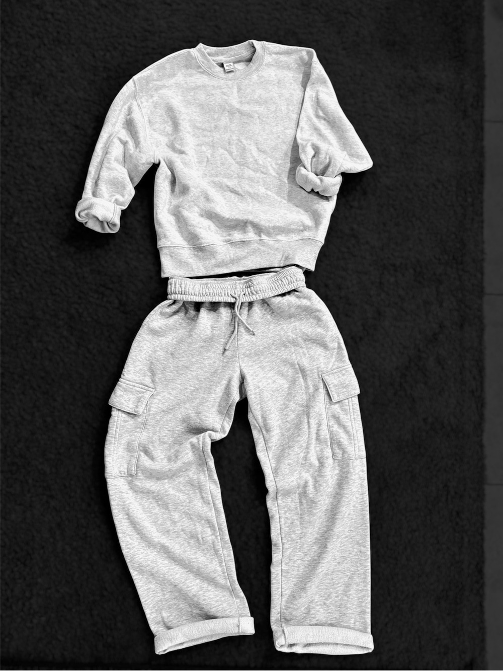 Oversized Light Gray Crewneck Sweatshirt & Cargo Sweatpants Cozy Loungewear S
